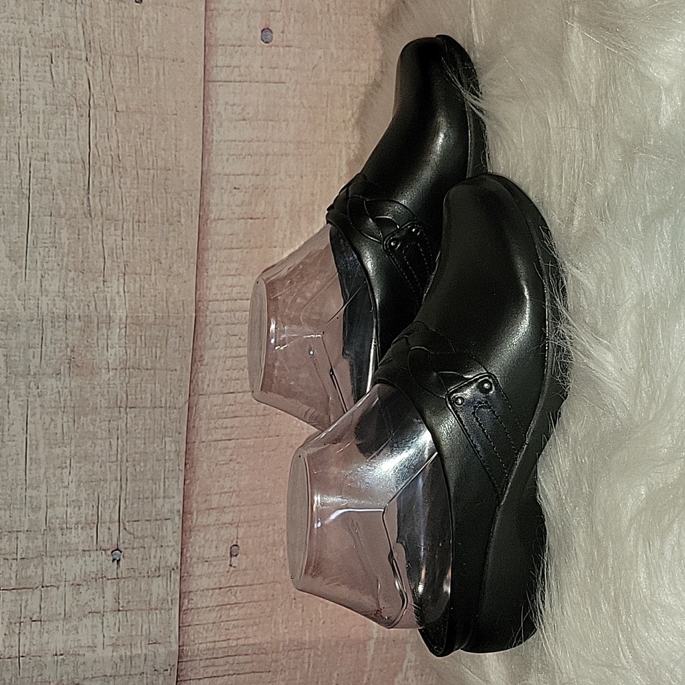 Life Stride "Erika" Black Clogs